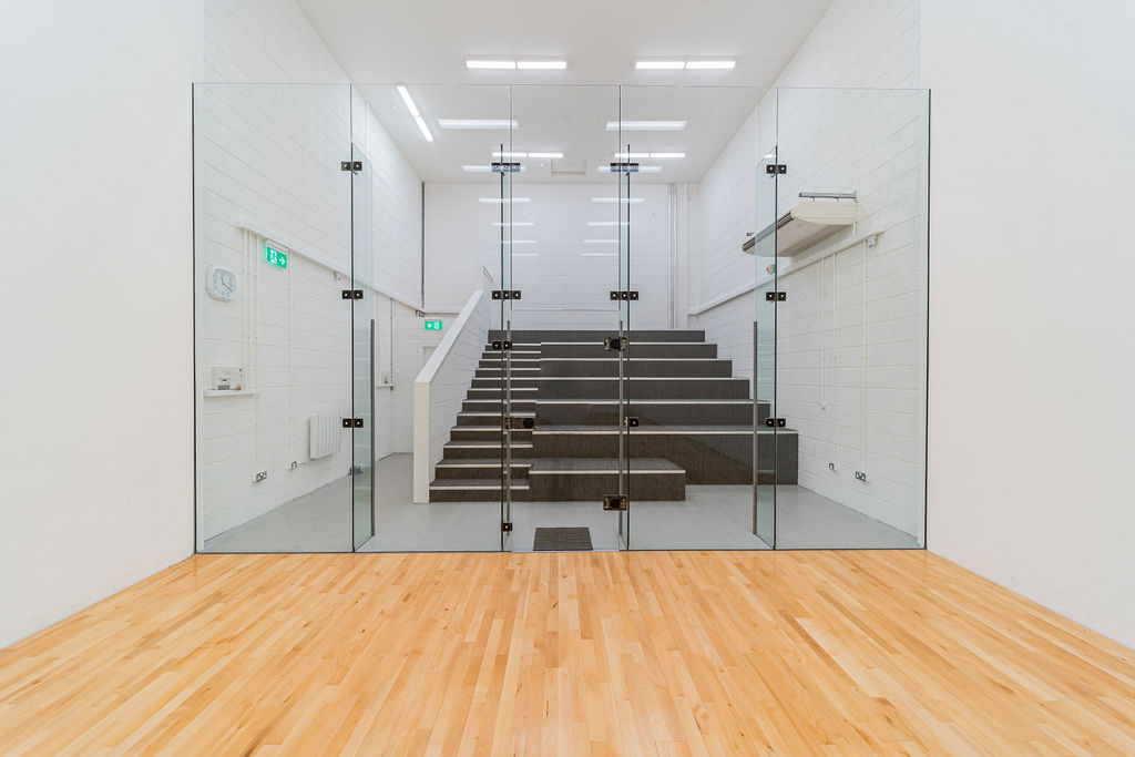 handball alley by suirside